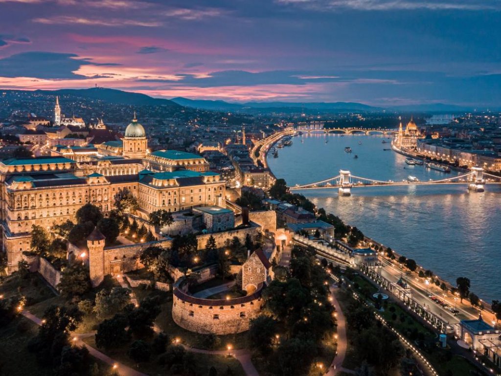 PEGASUS HAVA YOLLARI İLE 4 GÜN 3 GECE BUDAPEŞTE TURU