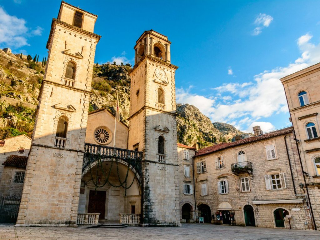 BALKANLAR'DA 5 ÜLKE (İZMİR ÇIKIŞLI)