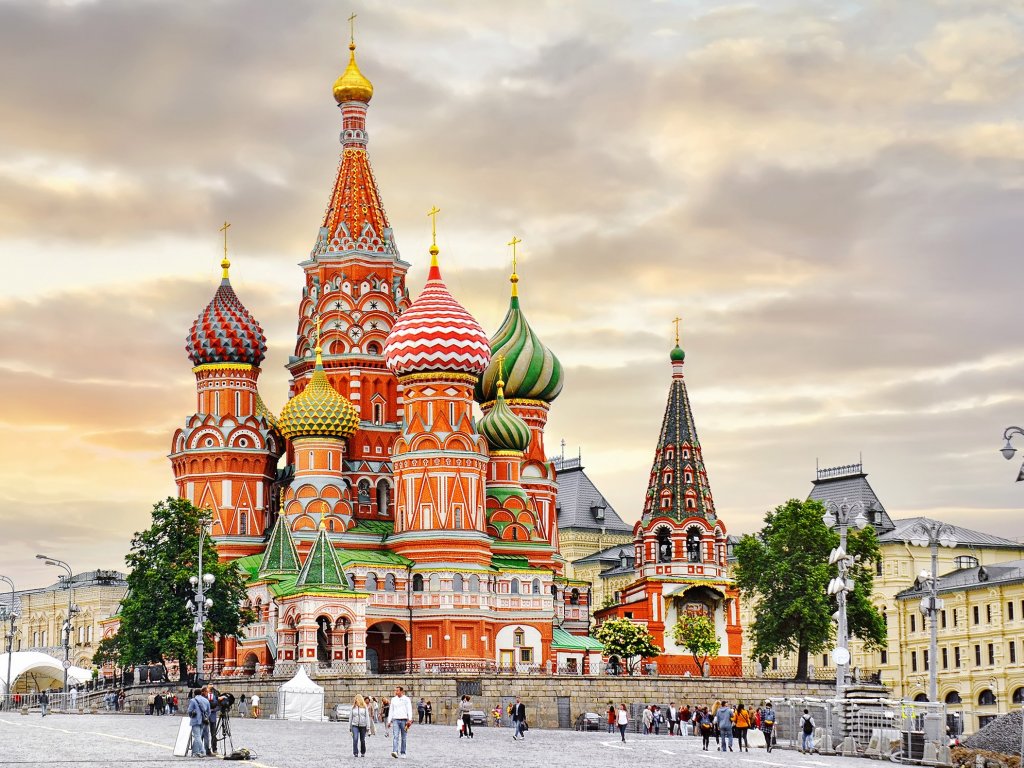 PEGASUS HAVAYOLLARI İLE RUSYA TURU ST. PETERSBURG (3) - MOSKOVA (2) 