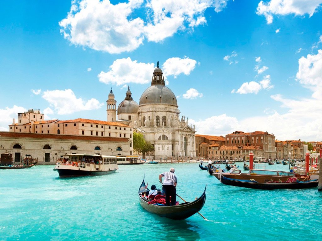 8 Gün PEGASUS HAVAYOLLARI ile ROMA (3 GÜN)-FLORANSA 2 GÜN)-VENEDİK (2 GÜN) 3-4* OTEL